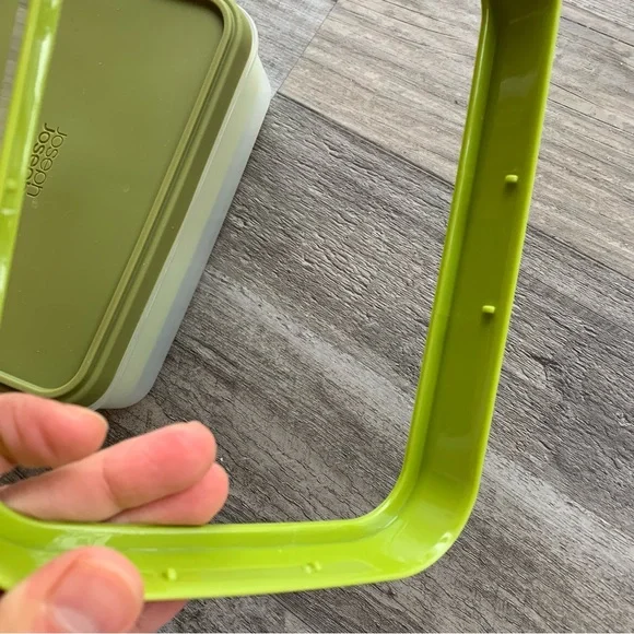 Joseph Joseph GoEat Compact 2-in-1 Lunch Box, Green - Picture 10 of 14